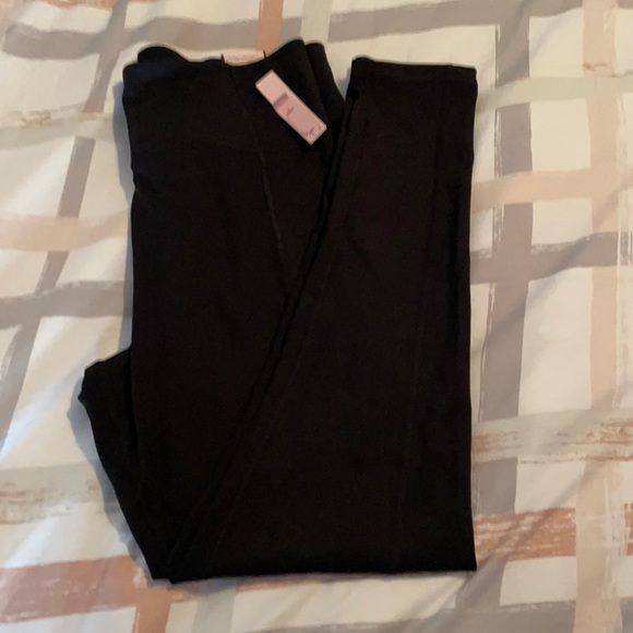 Victoria's Secret Pants - 💙3/20 VS High Rise Studio Legging 16L